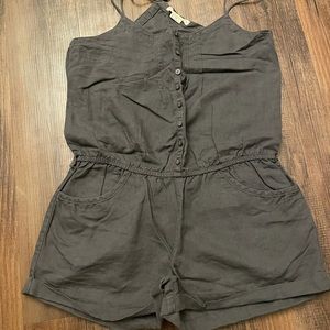Jumper/romper one piece size small